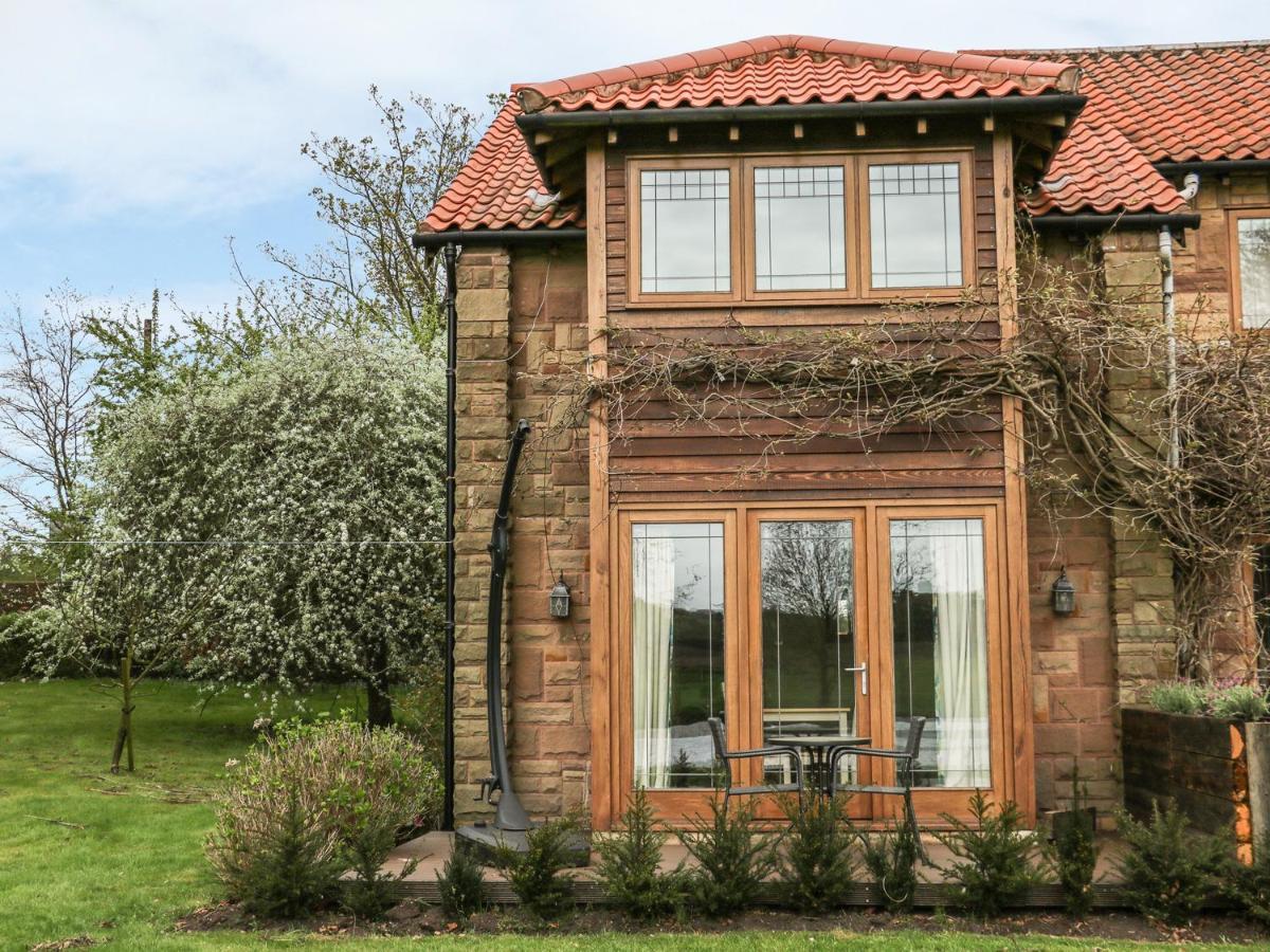 Pond View Villa Norton  Екстериор снимка